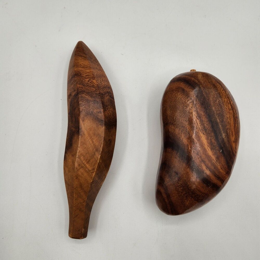 Carved Wooden Fruit 9 Pieces Dining Table Decor MCM Grapes Pear Apple Banana - Picture 14 of 15